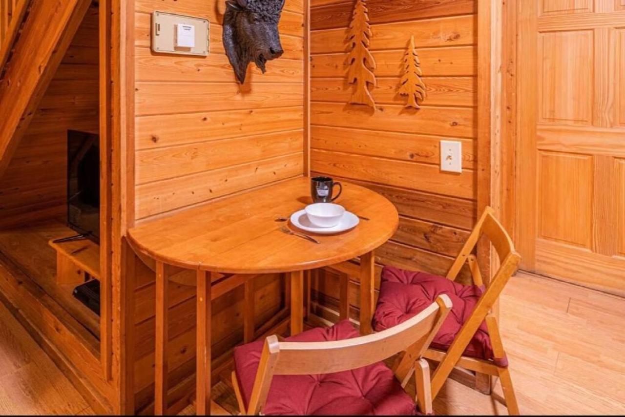 #1 Buffalo Herd -pet Friendly - Sleeps 6 - Playground & Game Chalet Payson