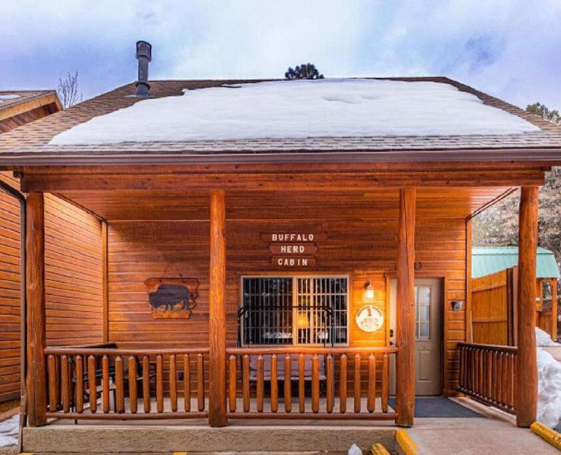#1 Buffalo Herd -pet Friendly - Sleeps 6 - Playground & Game Chalet *